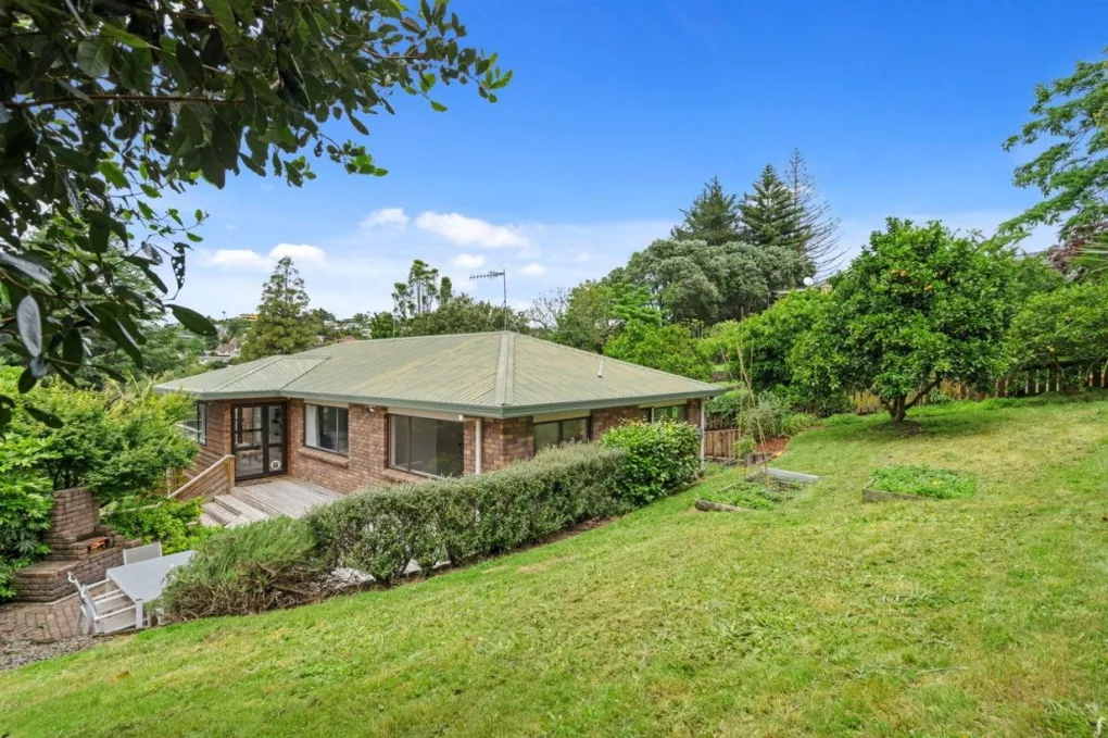 158 welcome bay road