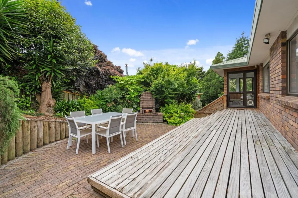 158 welcome bay road