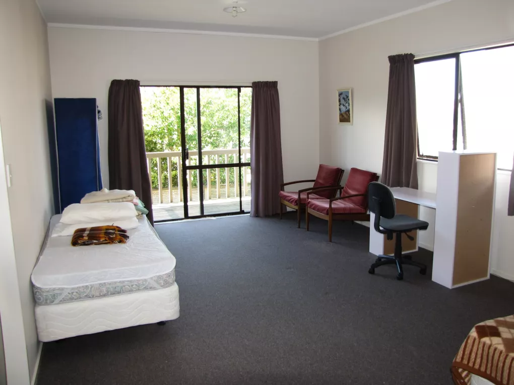Bb Flat of Tawa