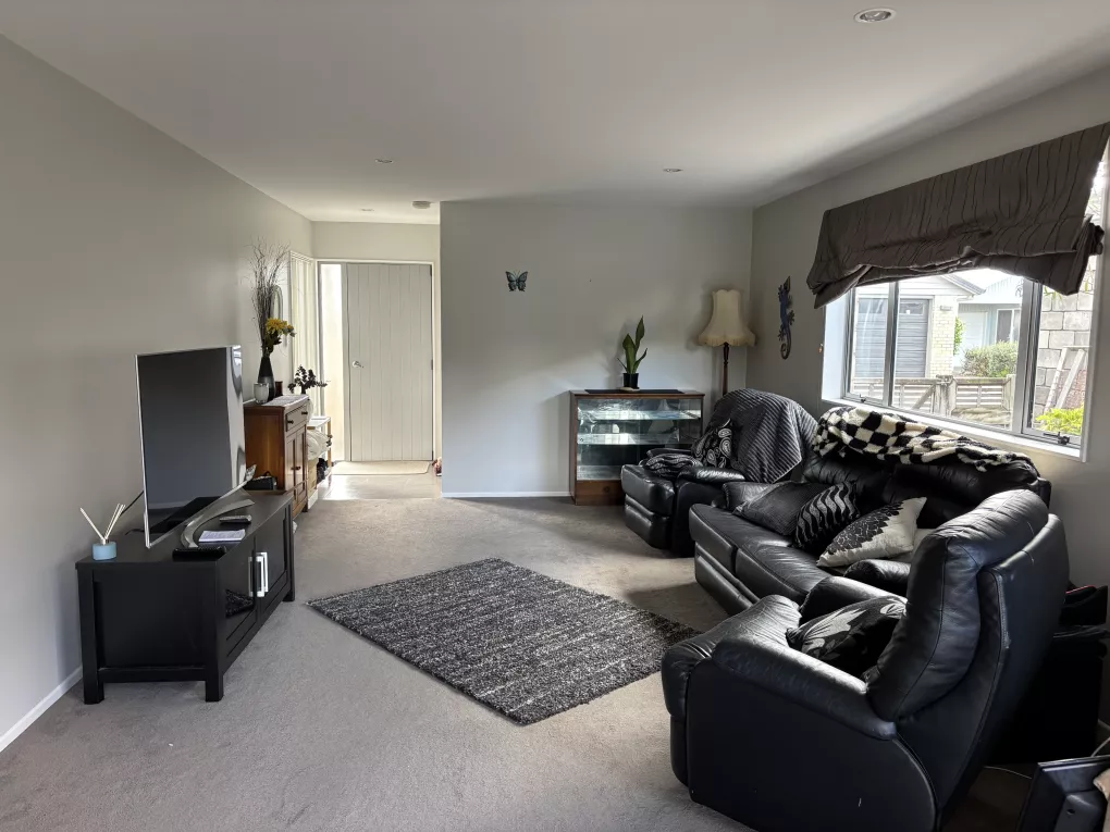37 scoria close