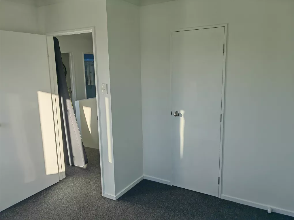 3/135 Waltham Road