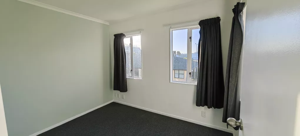 3/135 Waltham Road