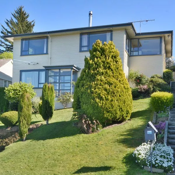 88 Cockerell St