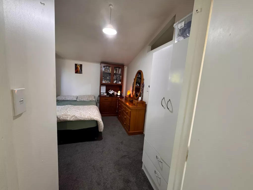 3 Russley Road