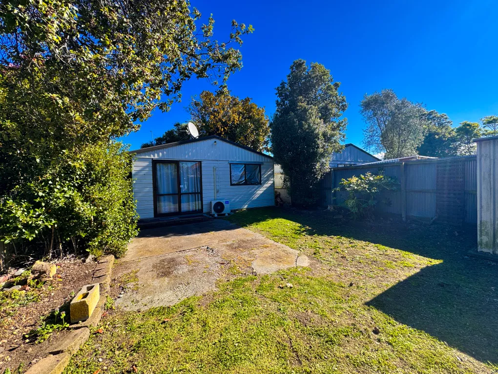 3 Russley Road